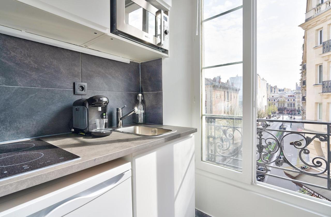 Stylish Mezzanine Studio In The Heart Of Paris 3F Extérieur photo